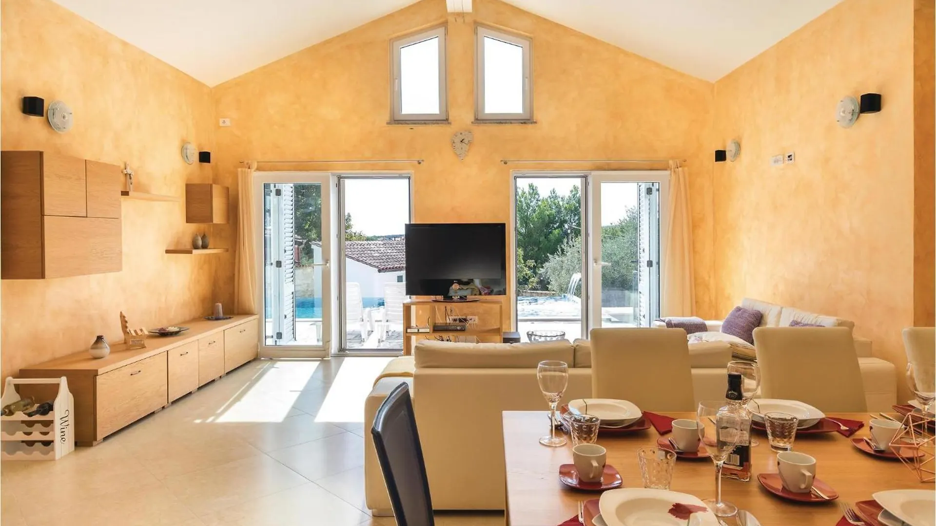 Gorgeous Home In Medulin With Kitchen Croatia
