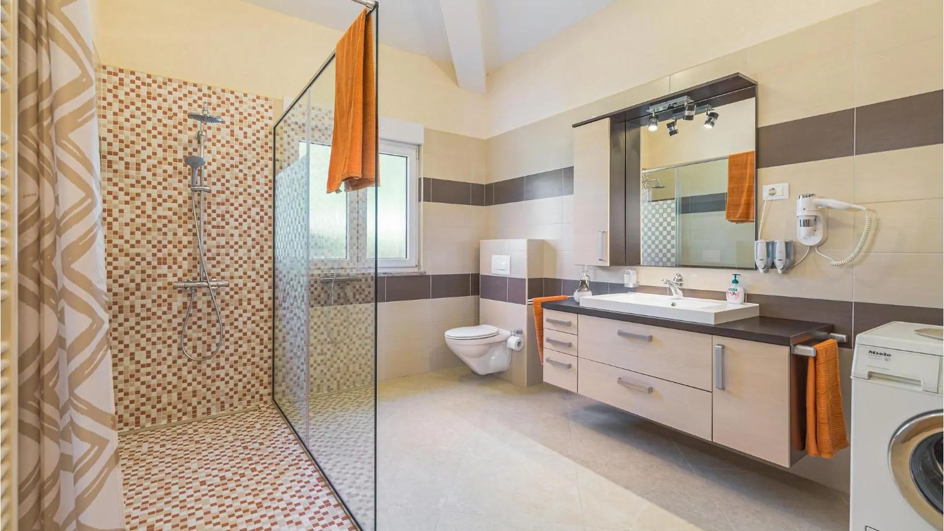 Gorgeous Home In Medulin With Kitchen 0*,