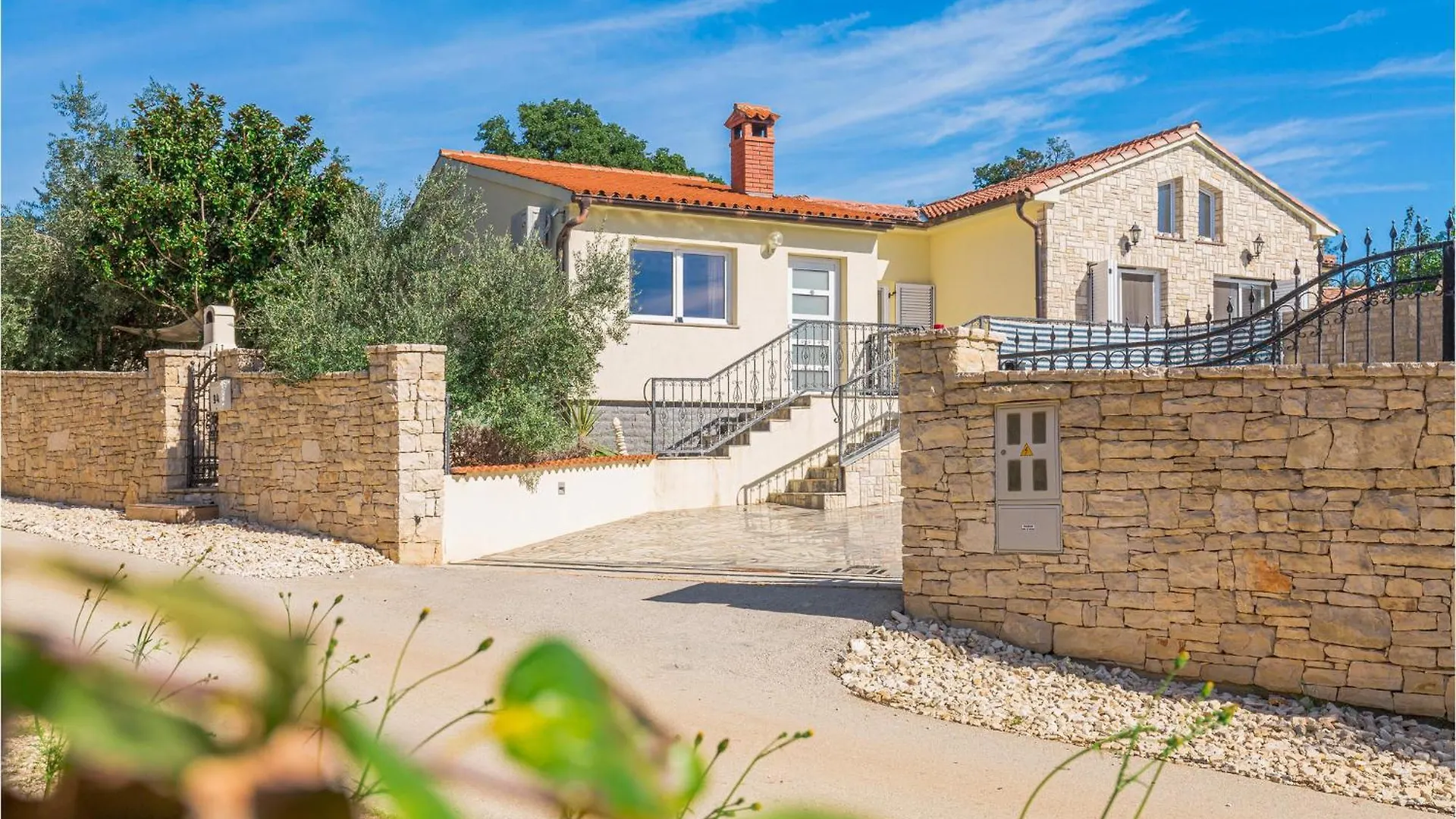 Gorgeous Home In Medulin With Kitchen Holiday home