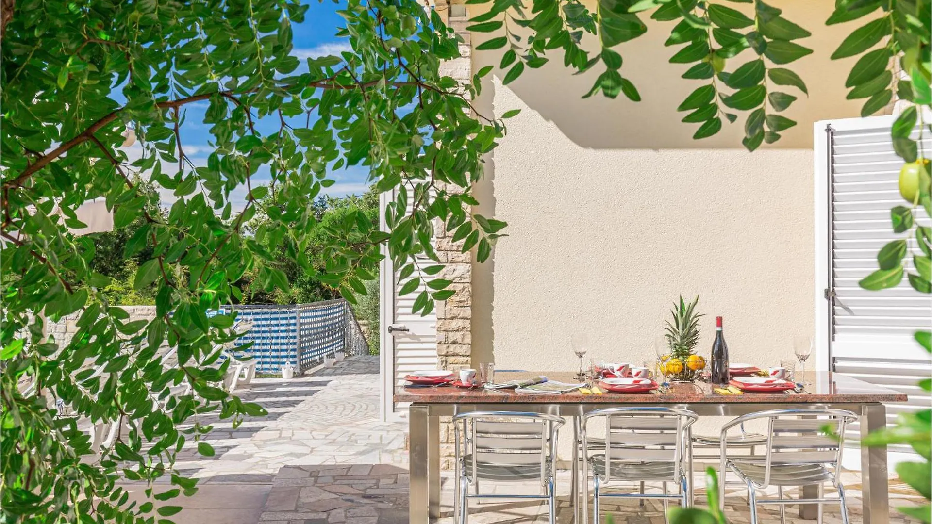 Gorgeous Home In Medulin With Kitchen 0*,