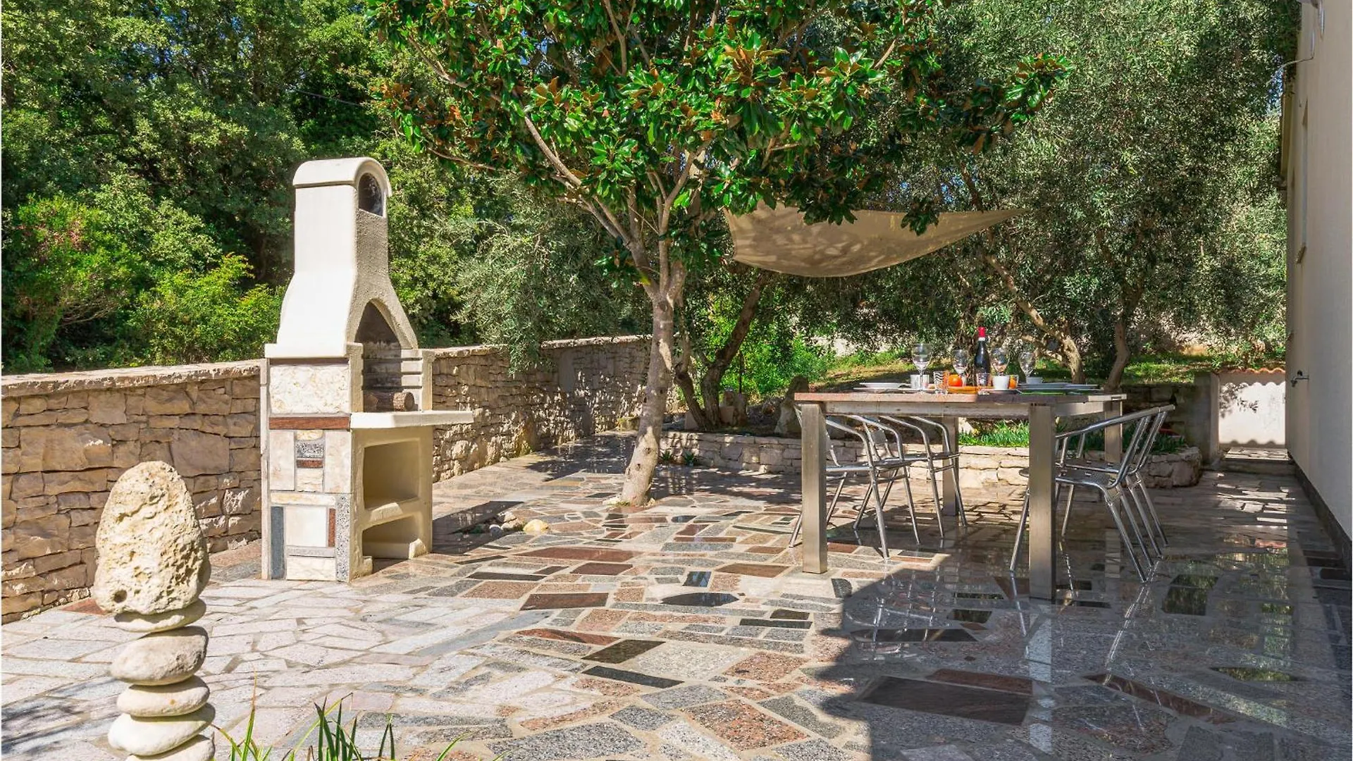 Gorgeous Home In Medulin With Kitchen Croatia